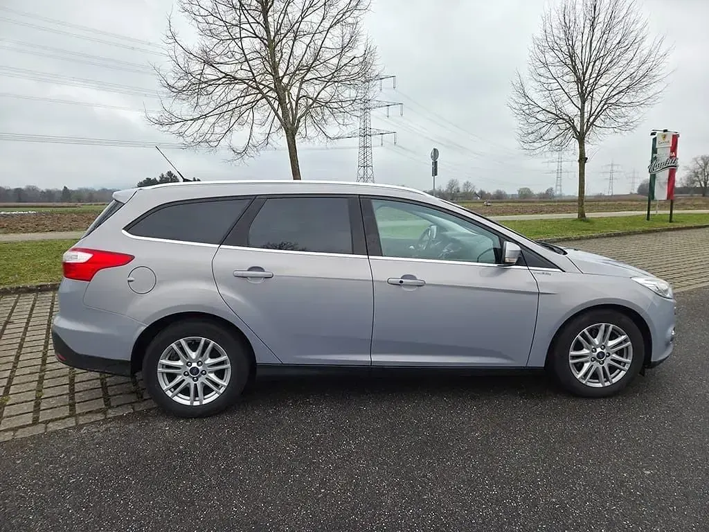 Second-hand Ford Focus Titanium 163 CP (119 kW) 2013 Gri Berlinǎ