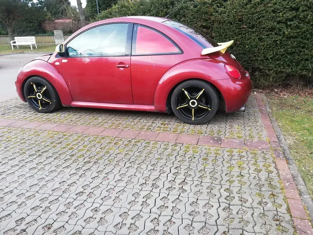 Gebraucht VW New Beetle 116 PS (85 kW) 1999 Rot Kleinwagen