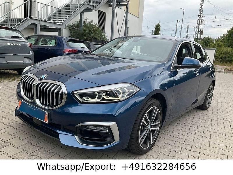 Blau Gebraucht 2022 BMW 120 Luxury Line Kleinwagen | 23.000 € (Superpreis) - Bild 1/4