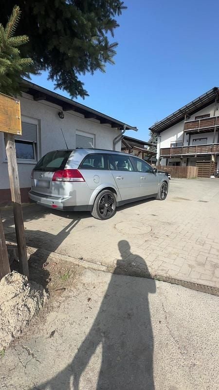 Gebraucht Opel Vectra 150 PS (110 kW) 2005 Silber Kombi