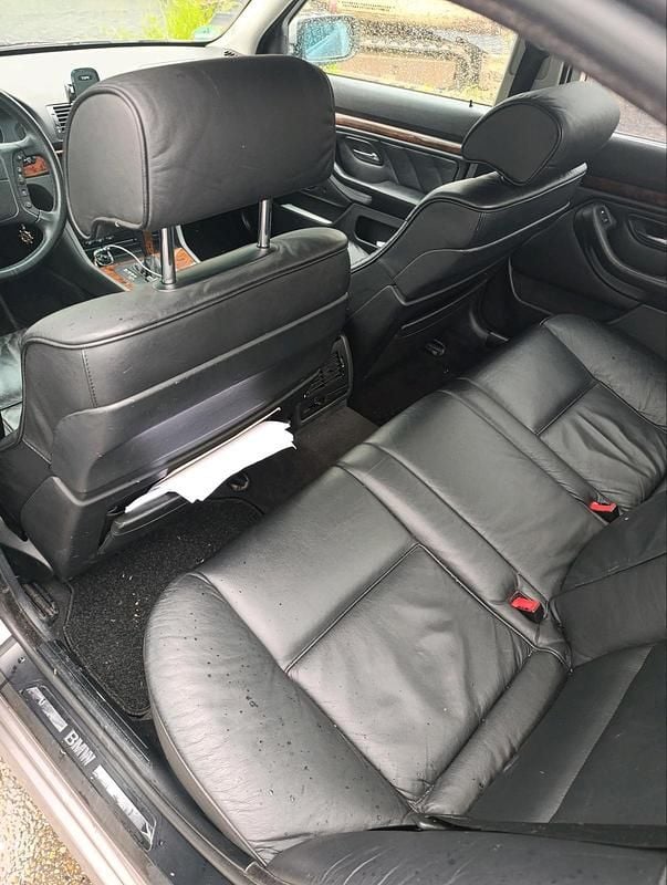 Gebraucht BMW 530 185 PS (136 kW) 2000 Grau Limousine