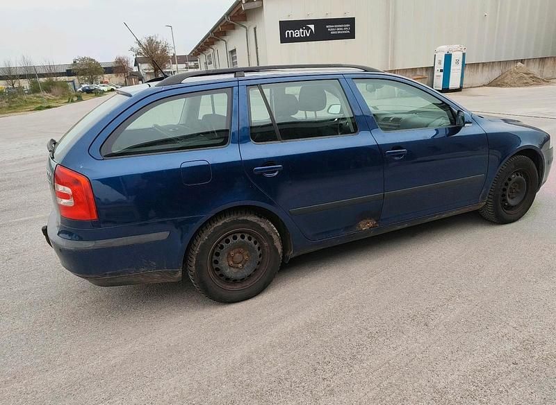 Gebraucht Skoda Octavia 140 PS (102 kW) 2007 Blau Kombi