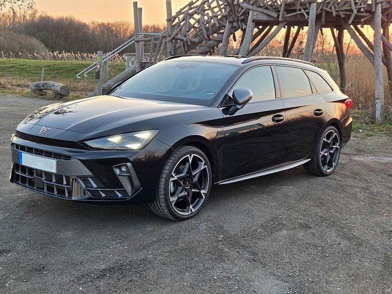 Gebraucht Cupra Leon 150 PS (110 kW) 2024 Schwarz Kombi