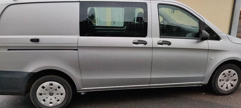 Gebraucht Mercedes Vito 190 PS (139 kW) 2019 Silber Van