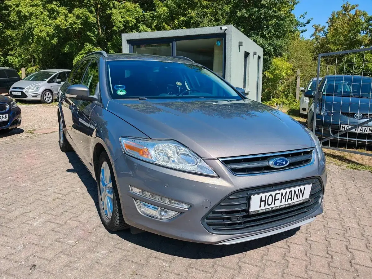 Gebraucht Ford Mondeo Champions Edition 140 PS (102 kW) 2012 Braun Kombi