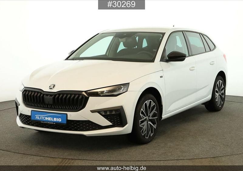 Moonweiss metallic Gebraucht 2025 Skoda Scala Selection Kleinwagen | 23.590 € (Superpreis) - Bild 1/4