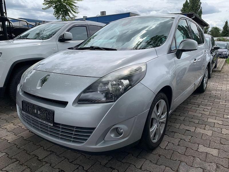Gebraucht Renault Scénic III Dynamique 131 PS (96 kW) 2011 Grau Van / Kleinbus