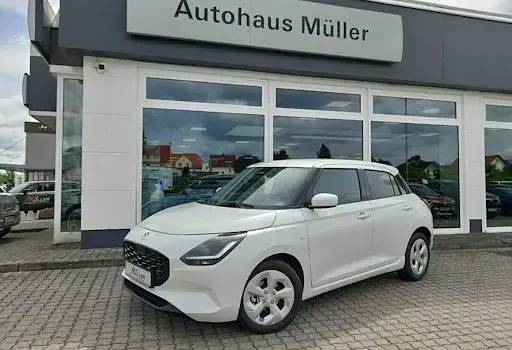 Neu Suzuki Swift Comfort 82 PS (60 kW) 2026 Weiß Kleinwagen