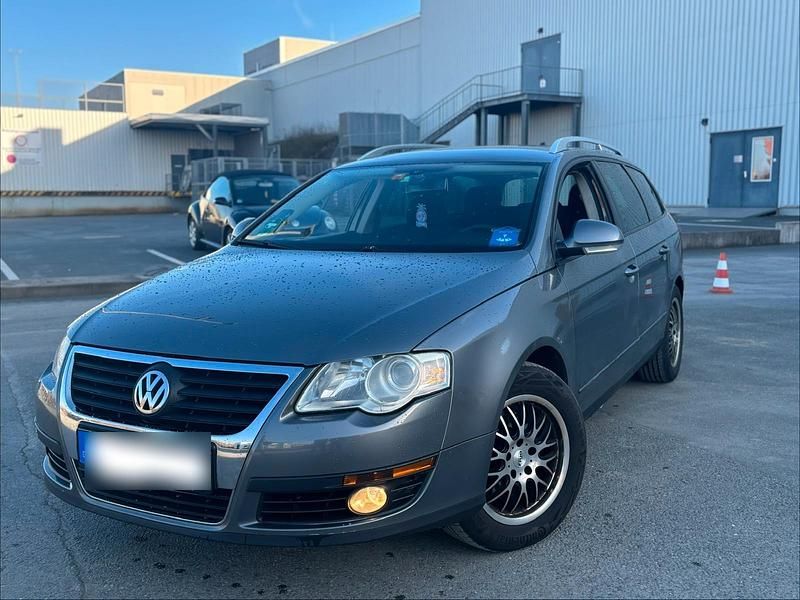 Gebraucht VW Passat 140 PS (102 kW) 2007 Grau Kombi