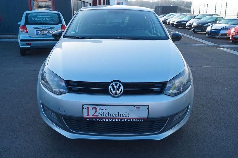 Gebraucht VW Polo Match 88 PS (64 kW) 2012 Silber Kleinwagen