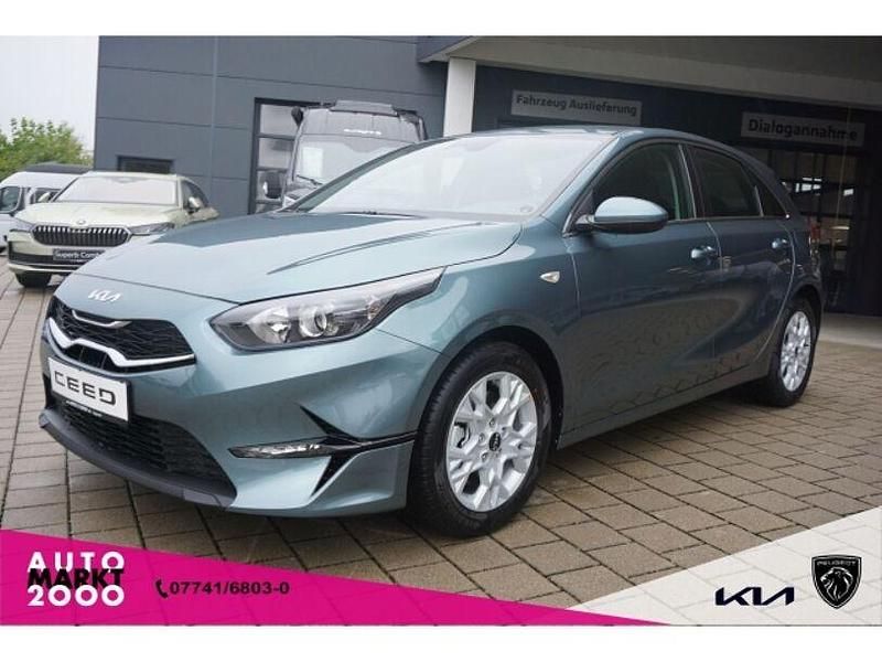 Gebraucht Kia Ceed Vision 101 PS (74 kW) 2024 Grau Kleinwagen