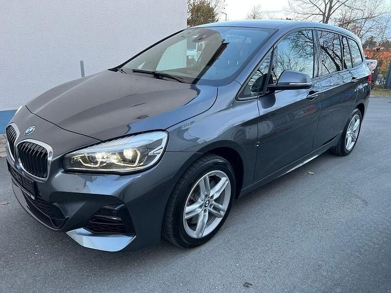 Gebraucht BMW 220 Gran Tourer M Sport 190 PS (139 kW) 2022 Grau Van / Kleinbus