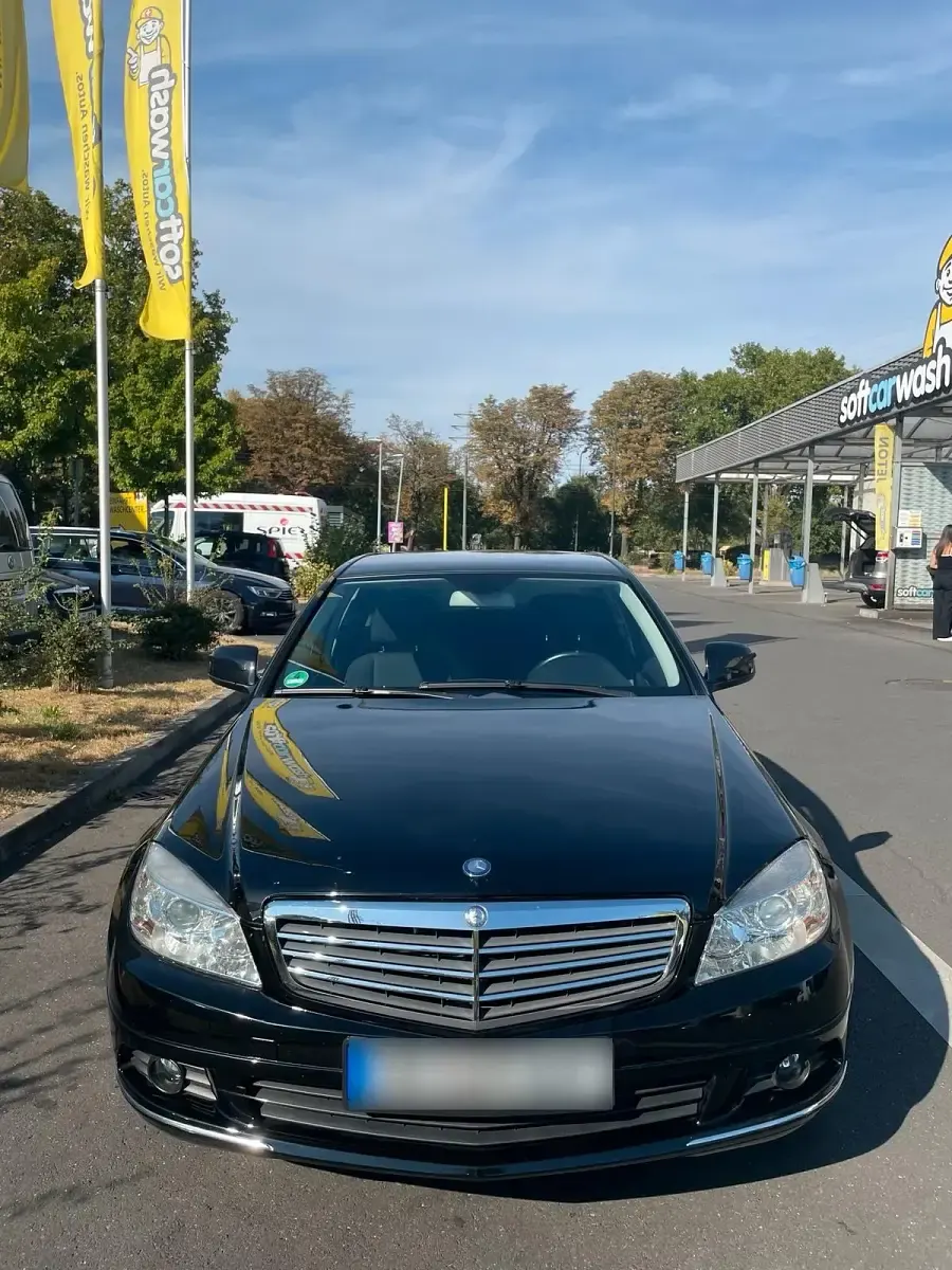 Gebraucht Mercedes C180 156 PS (114 kW) 2008 Schwarz Limousine