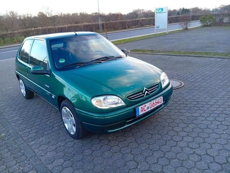 Gebraucht Citroën Saxo Tonic 60 PS (44 kW) 2001 Grün Kleinwagen