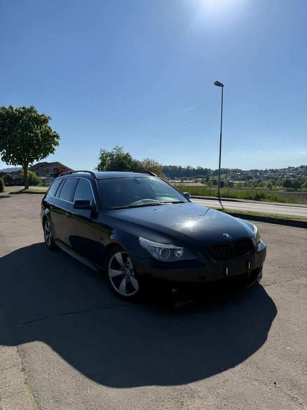 Schwarz Gebraucht 2006 BMW 525 M Sport Kombi | 2.200 € (Superpreis) - Bild 1/4