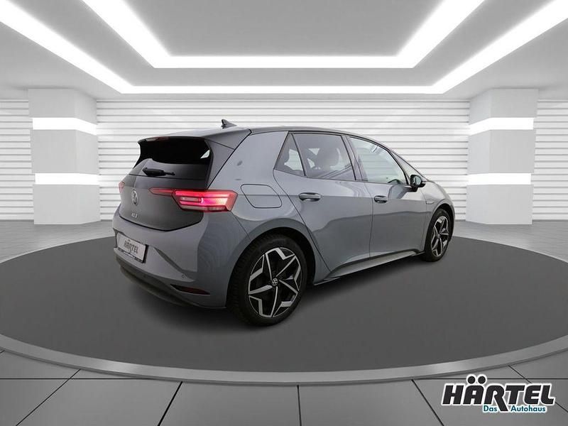 Gebraucht VW ID.3 Pro Performance 150 kW (204 PS) 2022 Mondsteingrau (grey), solid Kleinwagen