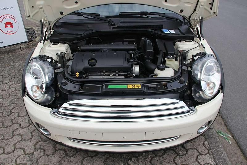 Gebraucht Mini Cooper 120 PS (88 kW) 2009 Pepper white Kleinwagen