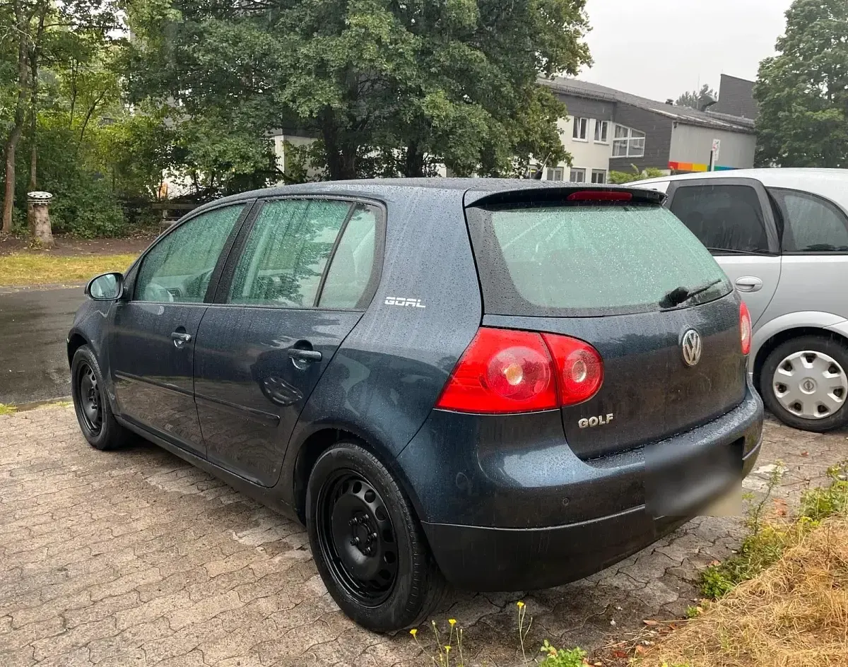 Gebraucht VW Golf IV 75 PS (55 kW) 2005 Blau Limousine