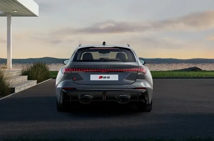 Ny Audi RS5 639 HK (469 kW) 2026 Grå Stationcar