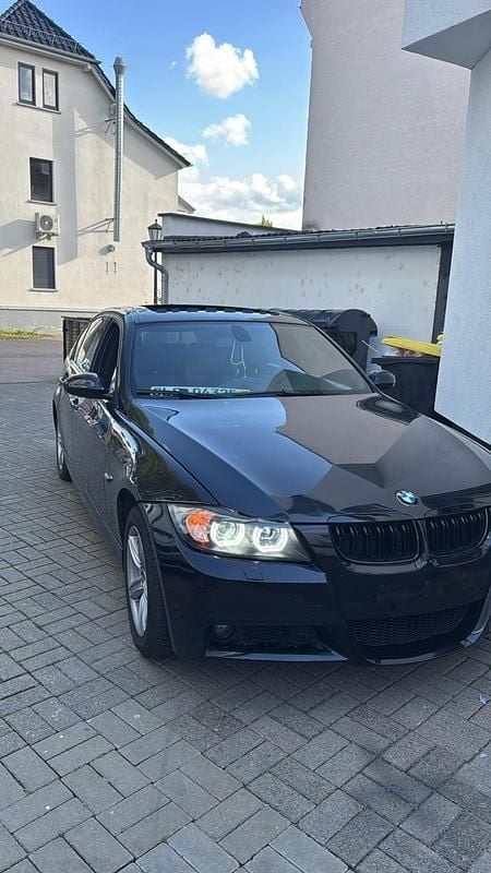 Gebraucht BMW 320 M Sport 173 PS (127 kW) 2006 Blau Limousine