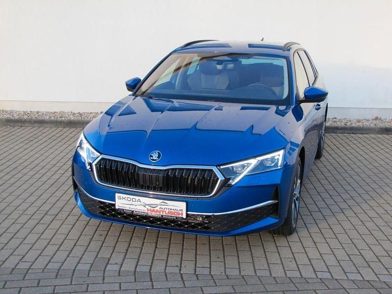 Blau Neu 2025 Skoda Octavia Tour Kombi | 38.590 € (Fairer Preis) - Bild 1/4