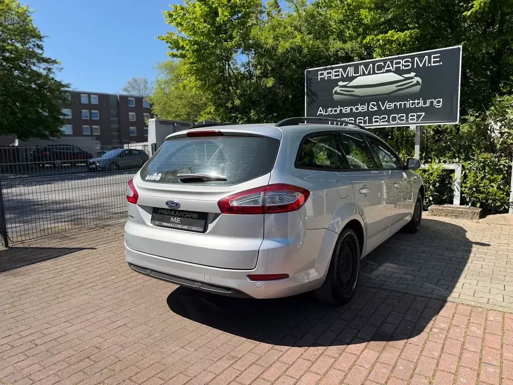 Gebraucht Ford Mondeo Trend 116 PS (85 kW) 2011 Silber Limousine