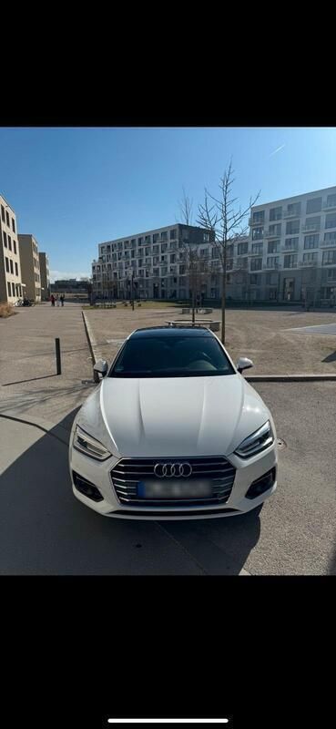 Weiß Gebraucht 2017 Audi A5 Sportback S-Line Limousine | 23.000 € (Etwas zu teuer) - Bild 1/4