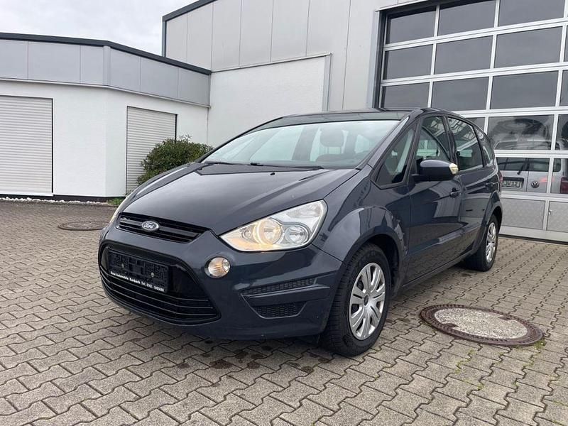 Gebraucht Ford S-MAX Trend 160 PS (117 kW) 2011 Grau Van / Kleinbus