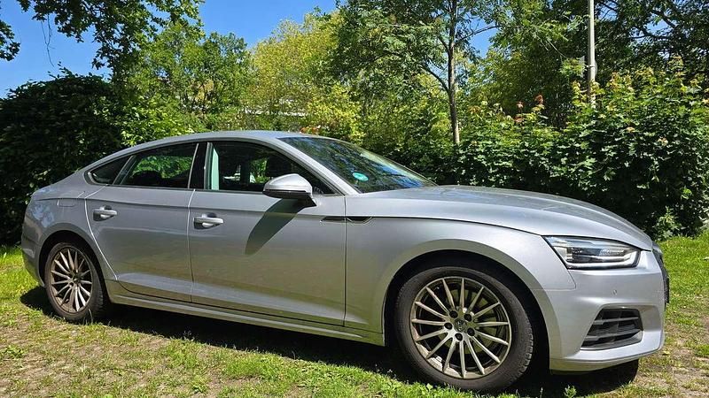 Gebraucht Audi A5 Sportback Design 190 PS (139 kW) 2019 Silber Kleinwagen