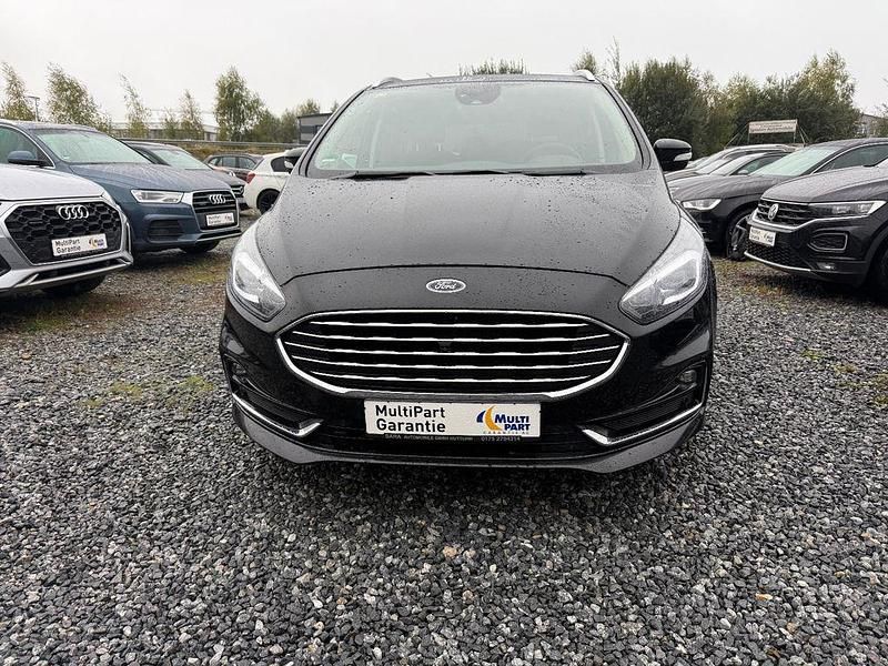 Gebraucht Ford S-MAX Titanium 150 PS (110 kW) 2020 Schwarz Van / Kleinbus