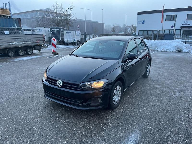 Schwarz Gebraucht 2018 VW Polo Trendline Kleinwagen | 5.699 € (Guter Preis) - Bild 1/4