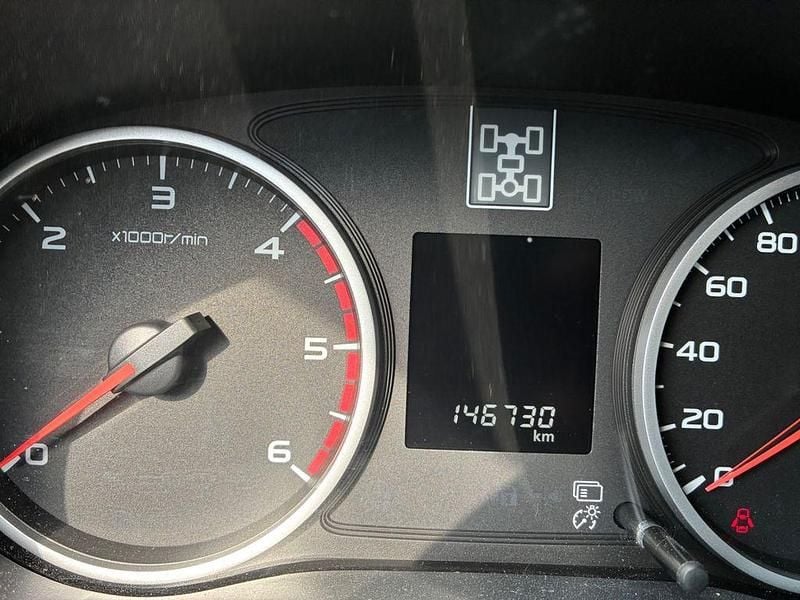 Gebraucht Mitsubishi L200 181 PS (133 kW) 2017 Silber Pickup