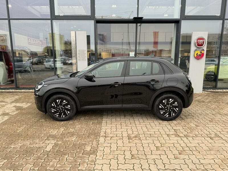 Gebraucht Fiat 600 101 PS (74 kW) 2024 Schwarz SUV