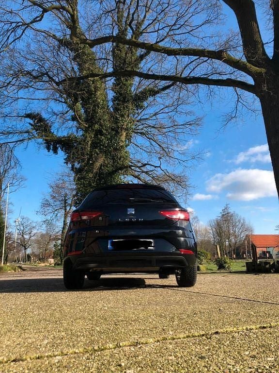 Gebraucht Seat Leon Style 150 PS (110 kW) 2018 Schwarz Limousine