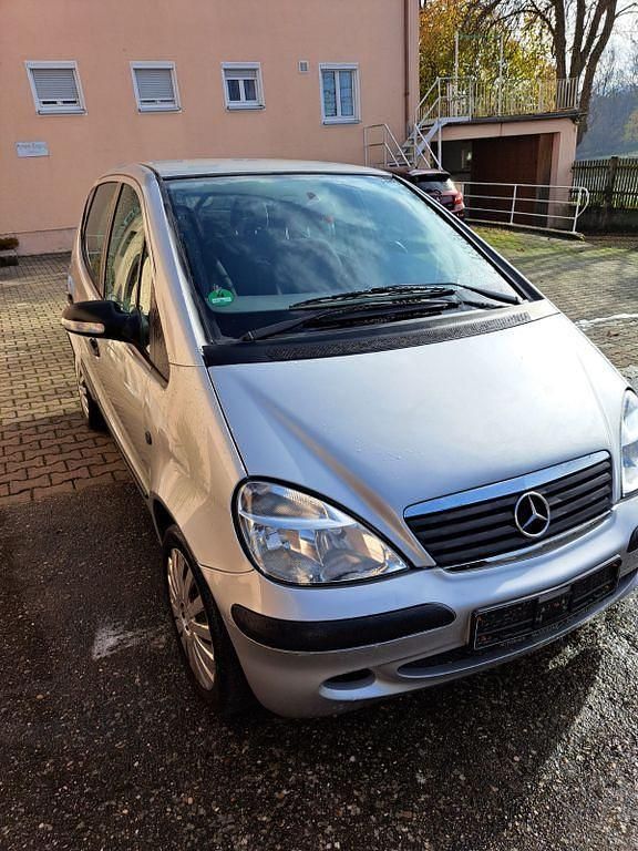 Silber Gebraucht 2003 Mercedes A140 Classic Van / Kleinbus | 1.550 € (Guter Preis) - Bild 1/4