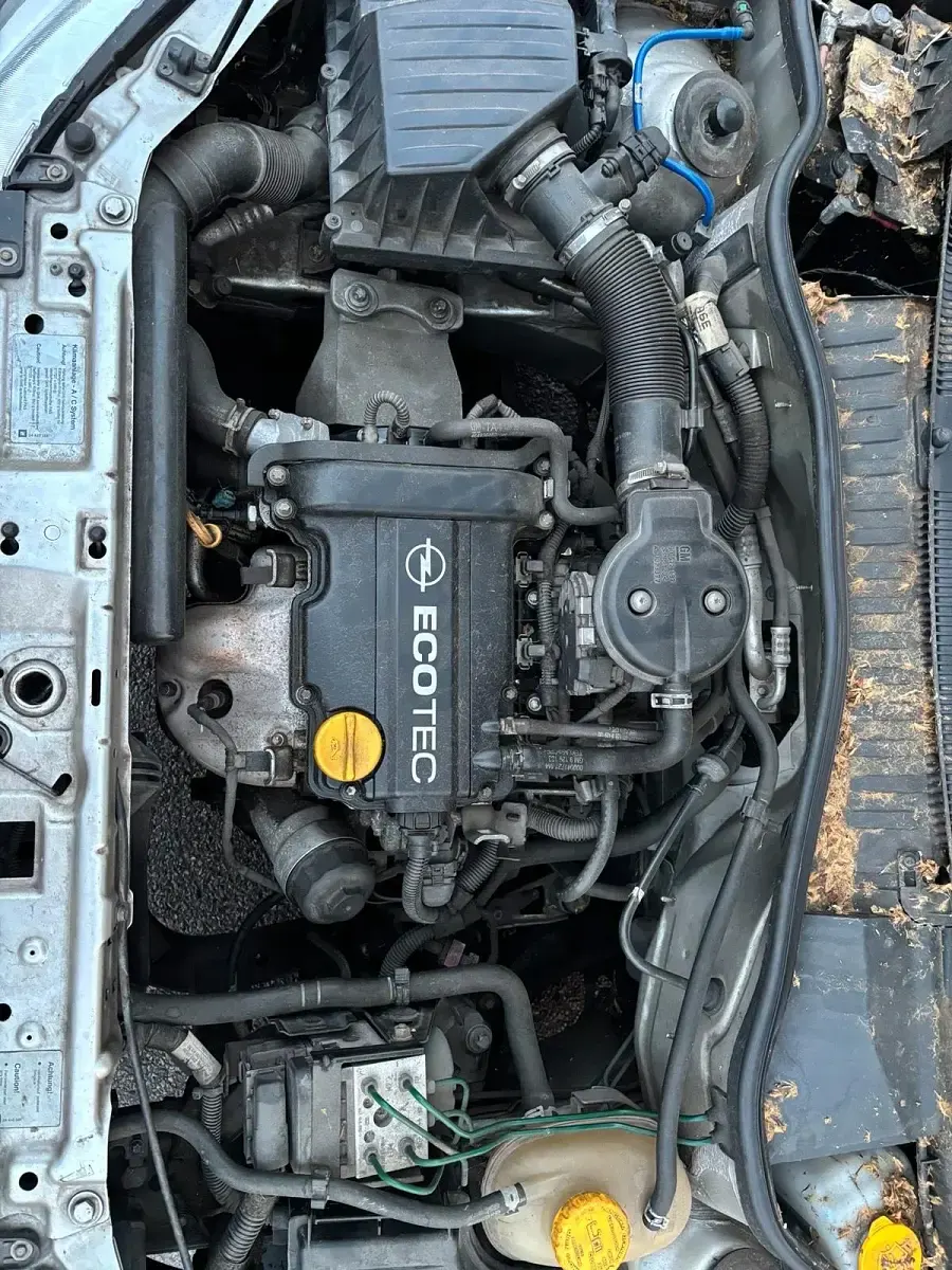 Używany Opel Corsa 65 KM (47 kW) 2002 Szary Hatchback