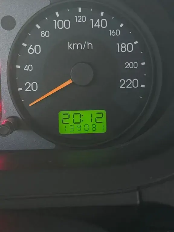 Gebraucht Ford Fiesta Trend 101 PS (74 kW) 2002 Schwarz Kleinwagen