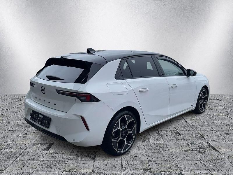 Gebraucht Opel Astra Ultimate 131 PS (96 kW) 2022 Weiß Limousine