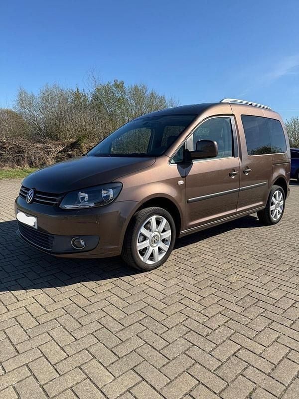Gebraucht VW Caddy Highline 140 PS (102 kW) 2011 Braun Van / Kleinbus
