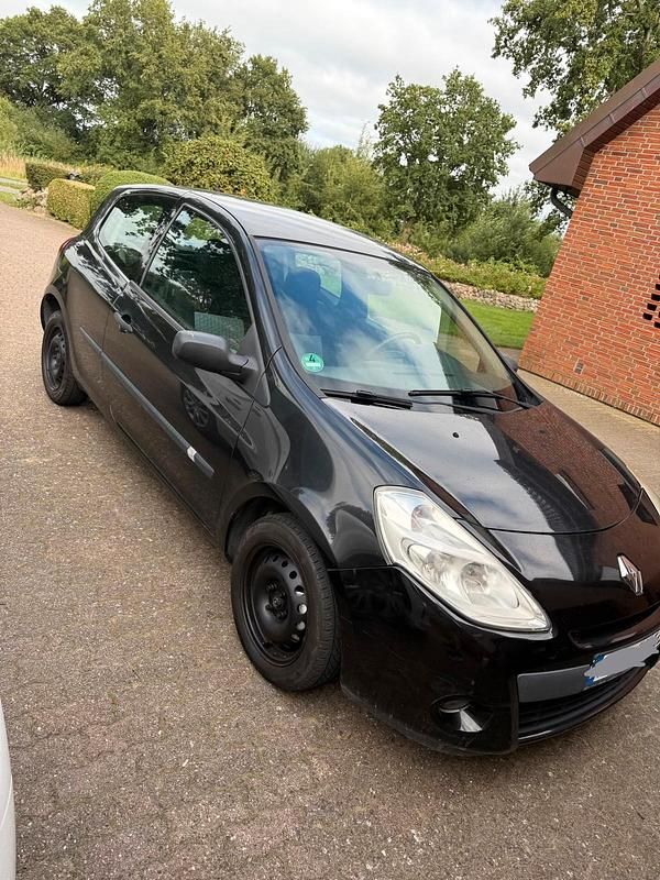 Schwarz Gebraucht 2009 Renault Clio III Limousine | 2.499 € - Bild 1/4