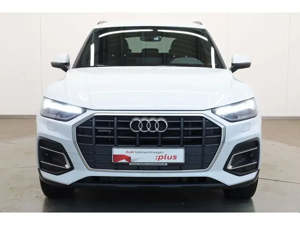 Gebraucht Audi Q5 Comfort 299 PS (219 kW) 2022 Gletscherweiß metallic SUV