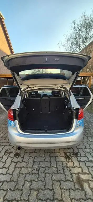 Gebraucht BMW 225 Active Tourer Sport Line 224 PS (164 kW) 2016 Silber Van / Kleinbus