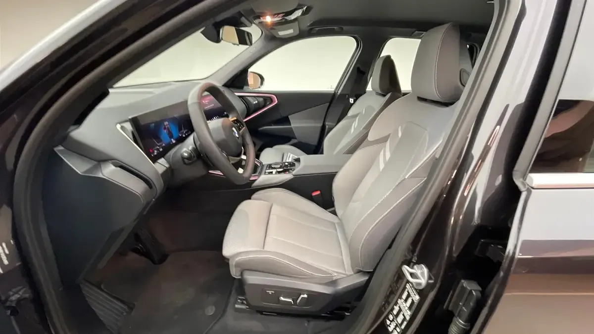 Gebraucht BMW X3 Efficient Dynamics 197 PS (144 kW) 2025 Sophistograu brillanteffekt SUV