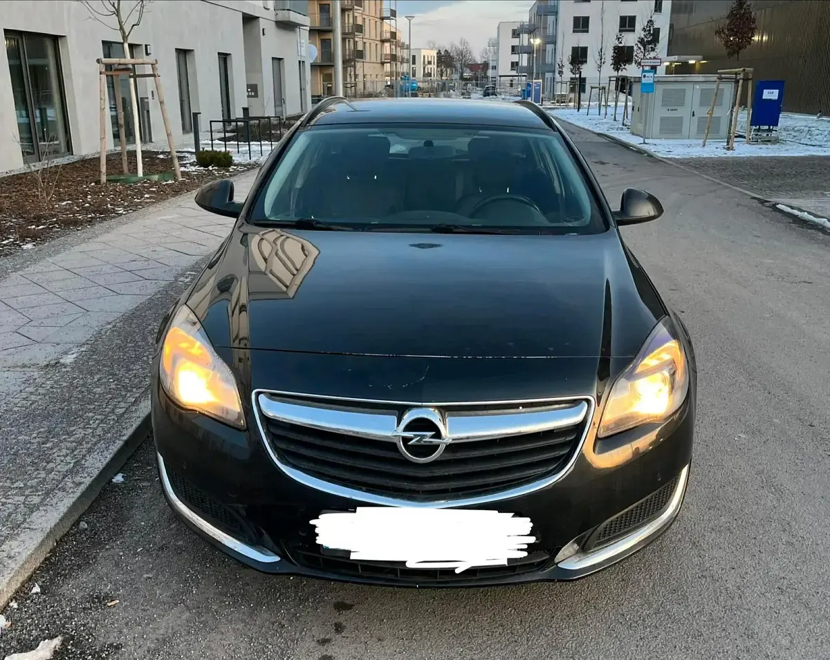 Gebraucht Opel Insignia 131 PS (96 kW) 2016 Schwarz Kombi