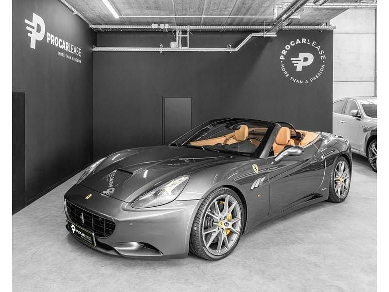 Grau Gebraucht 2009 Ferrari California Cabrio | 94.990 € (Superpreis) - Bild 1/4