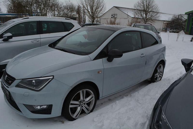 Grau Gebraucht 2015 Cupra Ibiza Kleinwagen | 14.999 € (Teuer) - Bild 1/4