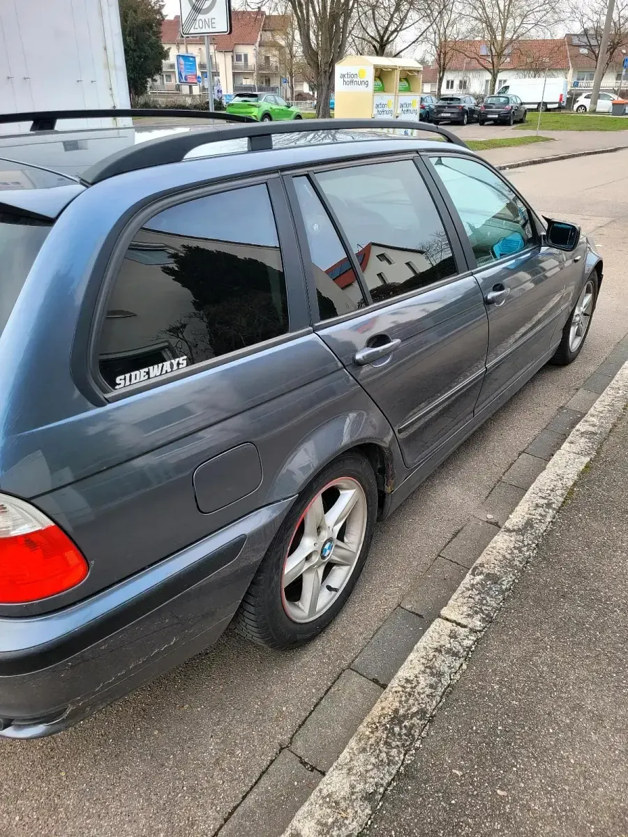 Gebraucht BMW 318 143 PS (105 kW) 2001 Grau Kombi