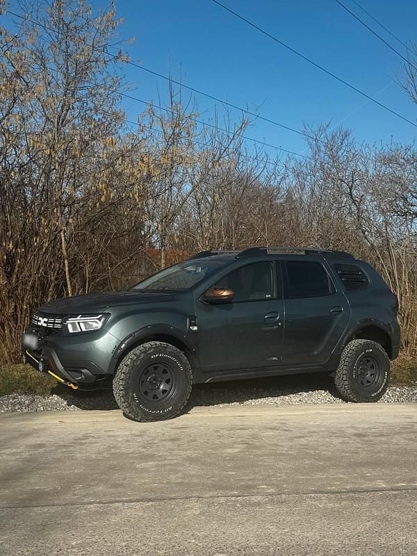 Gebraucht Dacia Duster 115 PS (84 kW) 2023 Grün SUV