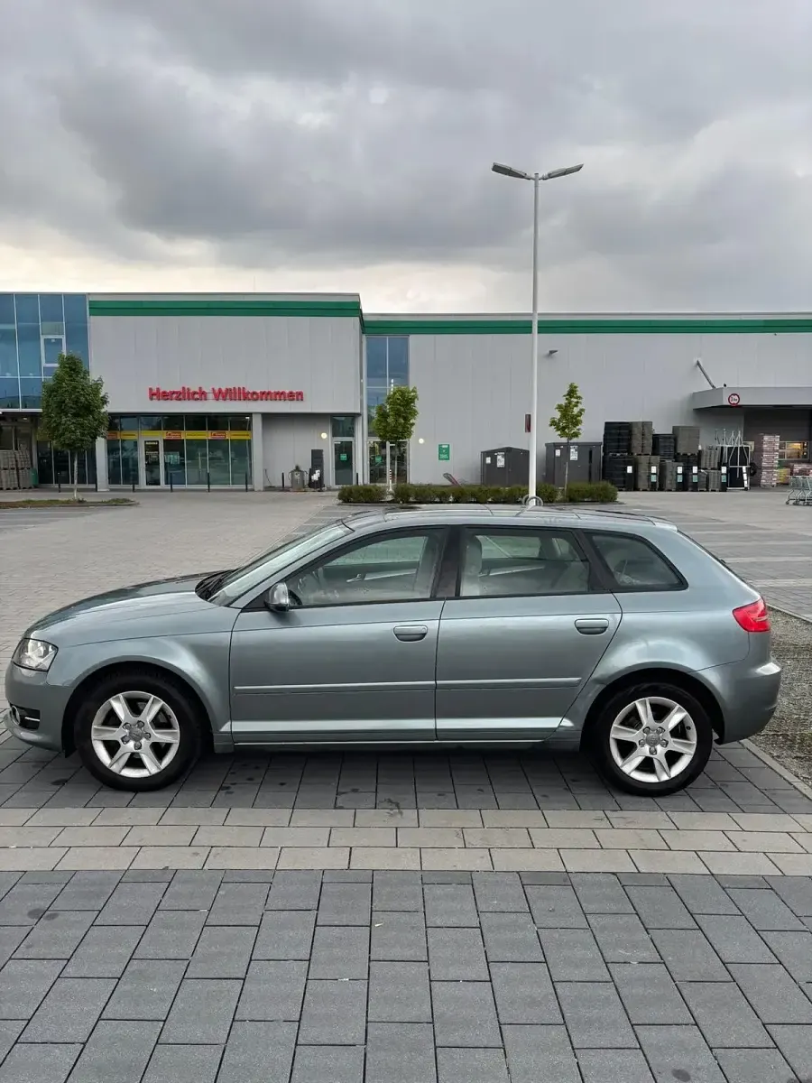 Używany Audi A3 125 KM (91 kW) 2010 Szary Hatchback