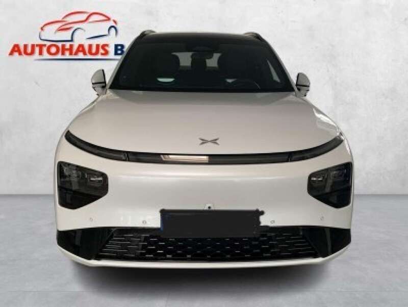 Arctic weiã Gebraucht 2025 XPENG G9 RWD Long Range SUV | 53.950 € (Superpreis) - Bild 1/2